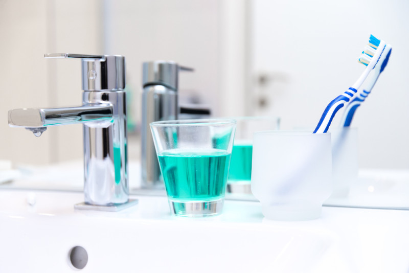 mouthwash-2-e1462203791265
